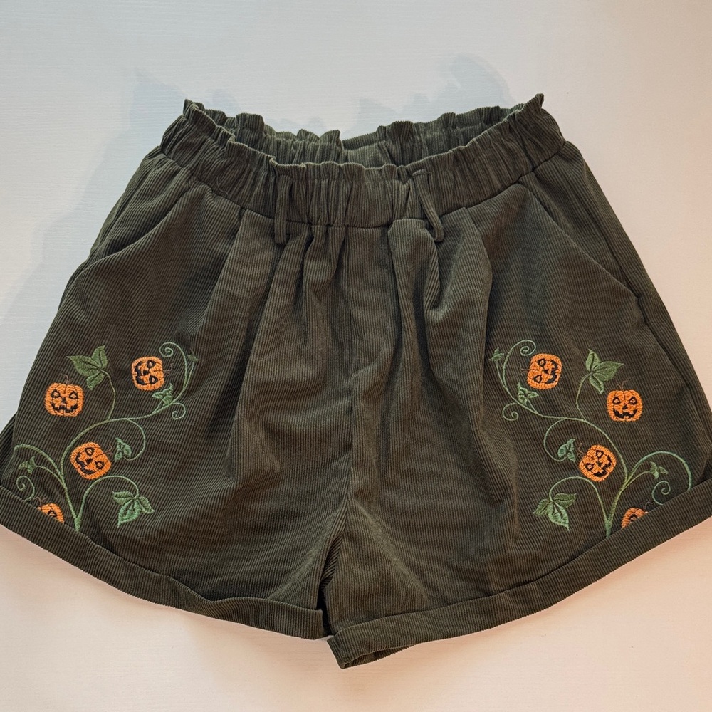 ROMWE Olive Pumpkin Embroidered High Waist Shorts